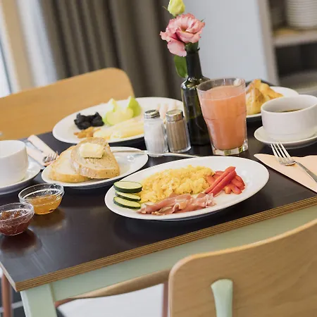 Art فندق ليوبليانا