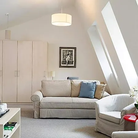 Art Hotel 3*