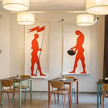 Art 3*